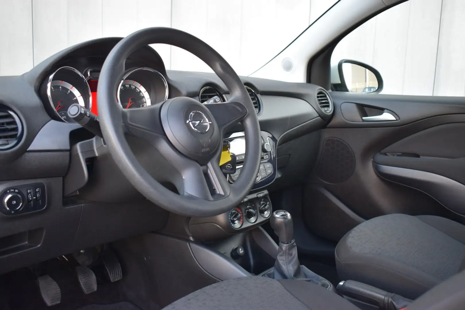 Opel Adam 1.2 Airco | Originele Audio | Stuurbekrachtiging | Wit - 2