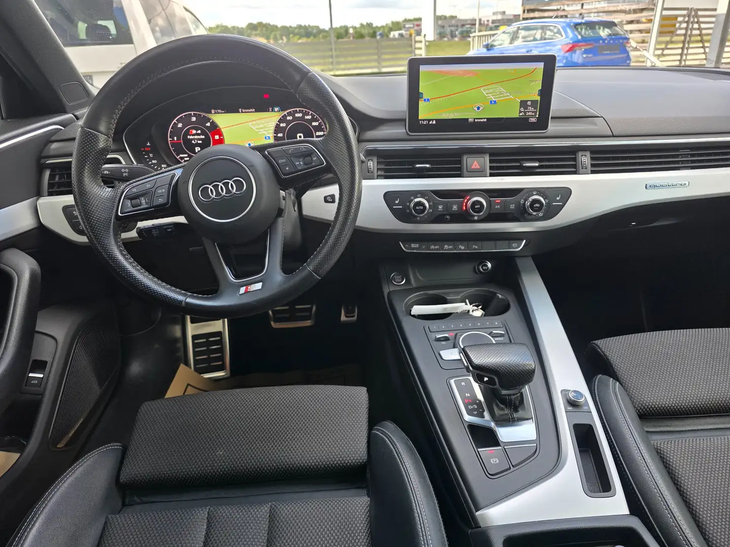 Audi A4 quattro sport  S Line Blau - 1
