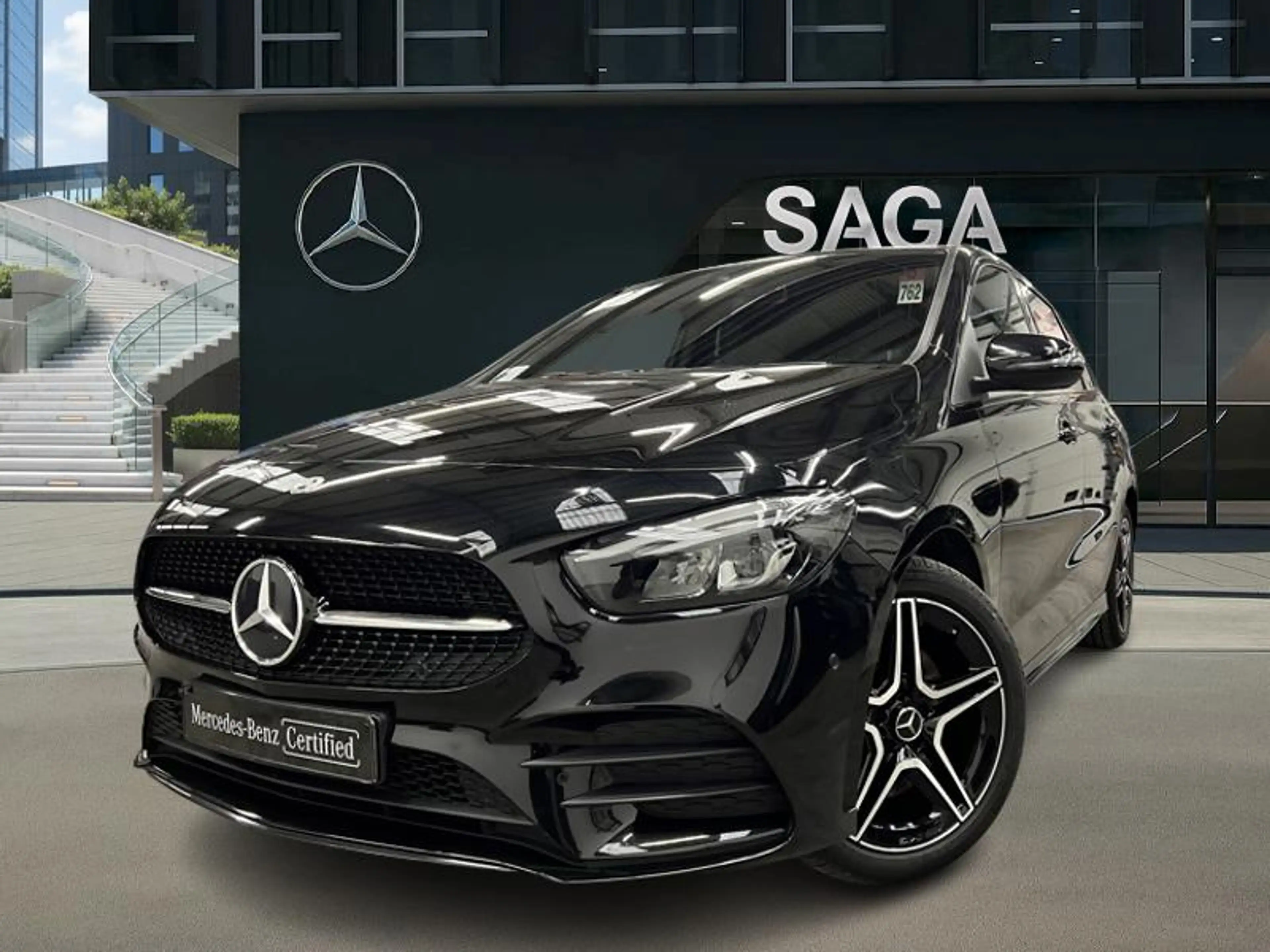 Mercedes-Benz B 250 e AMG Pack Night