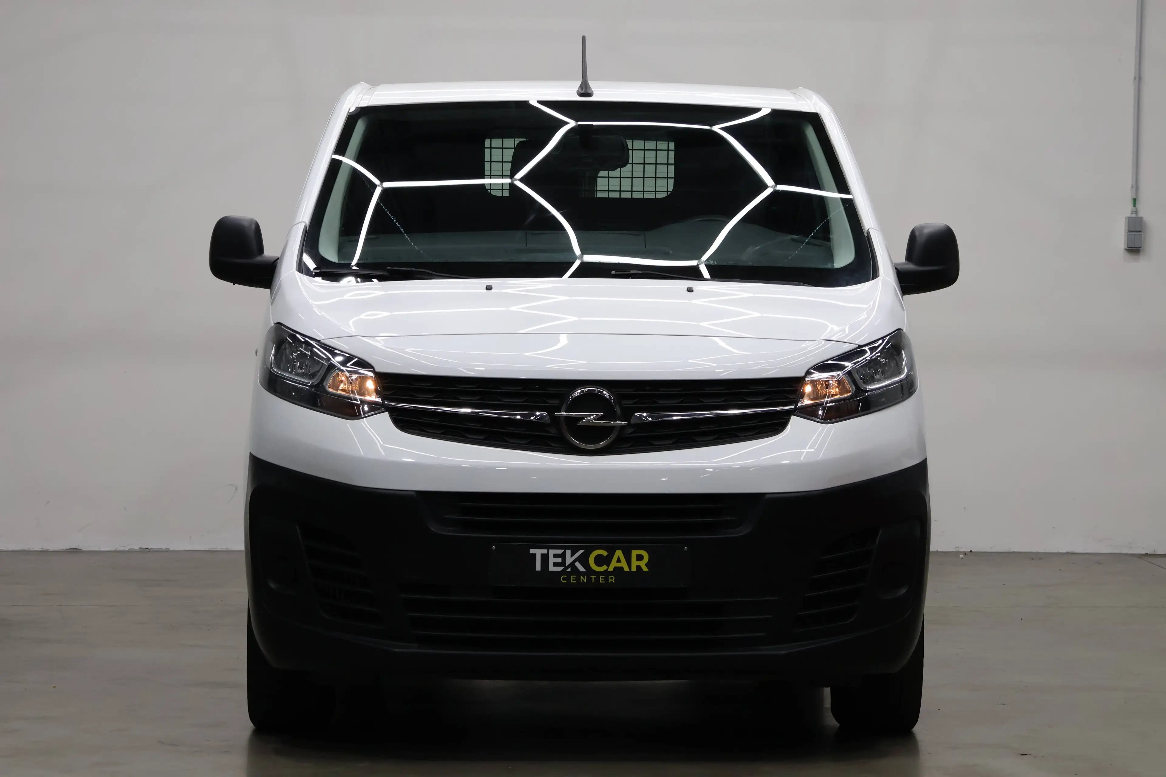 Opel Vivaro 1.5D Long version — photo 2