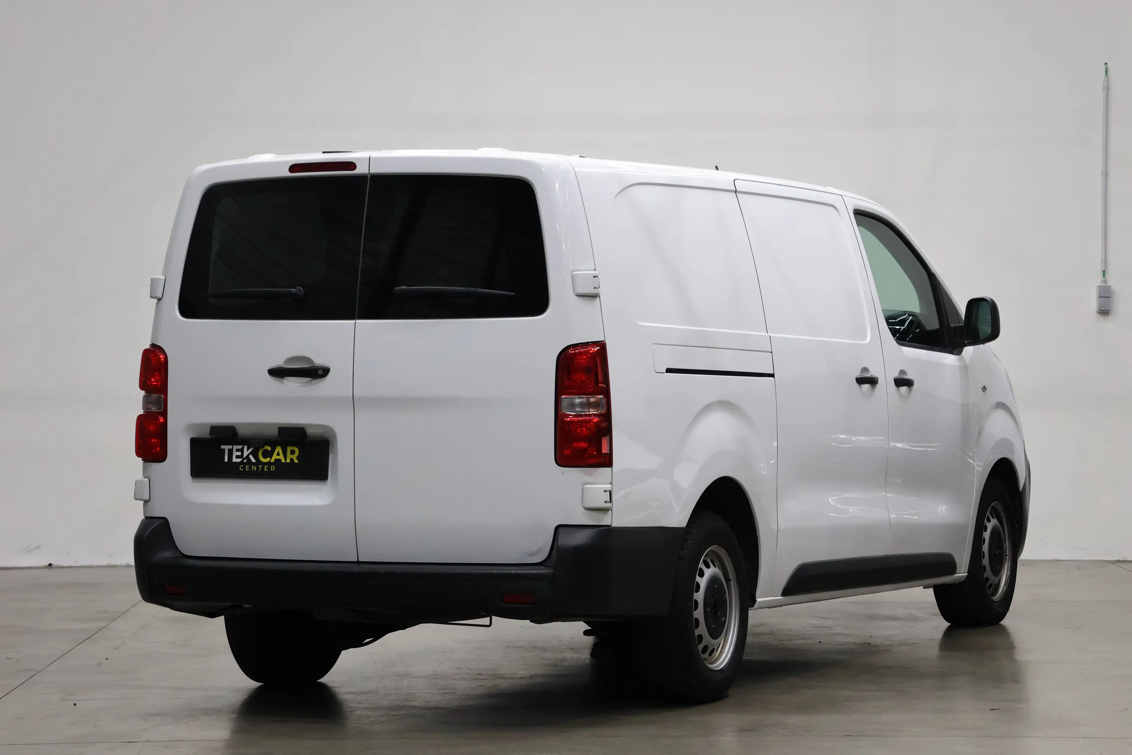 Opel Vivaro 1.5D Long version — photo 6