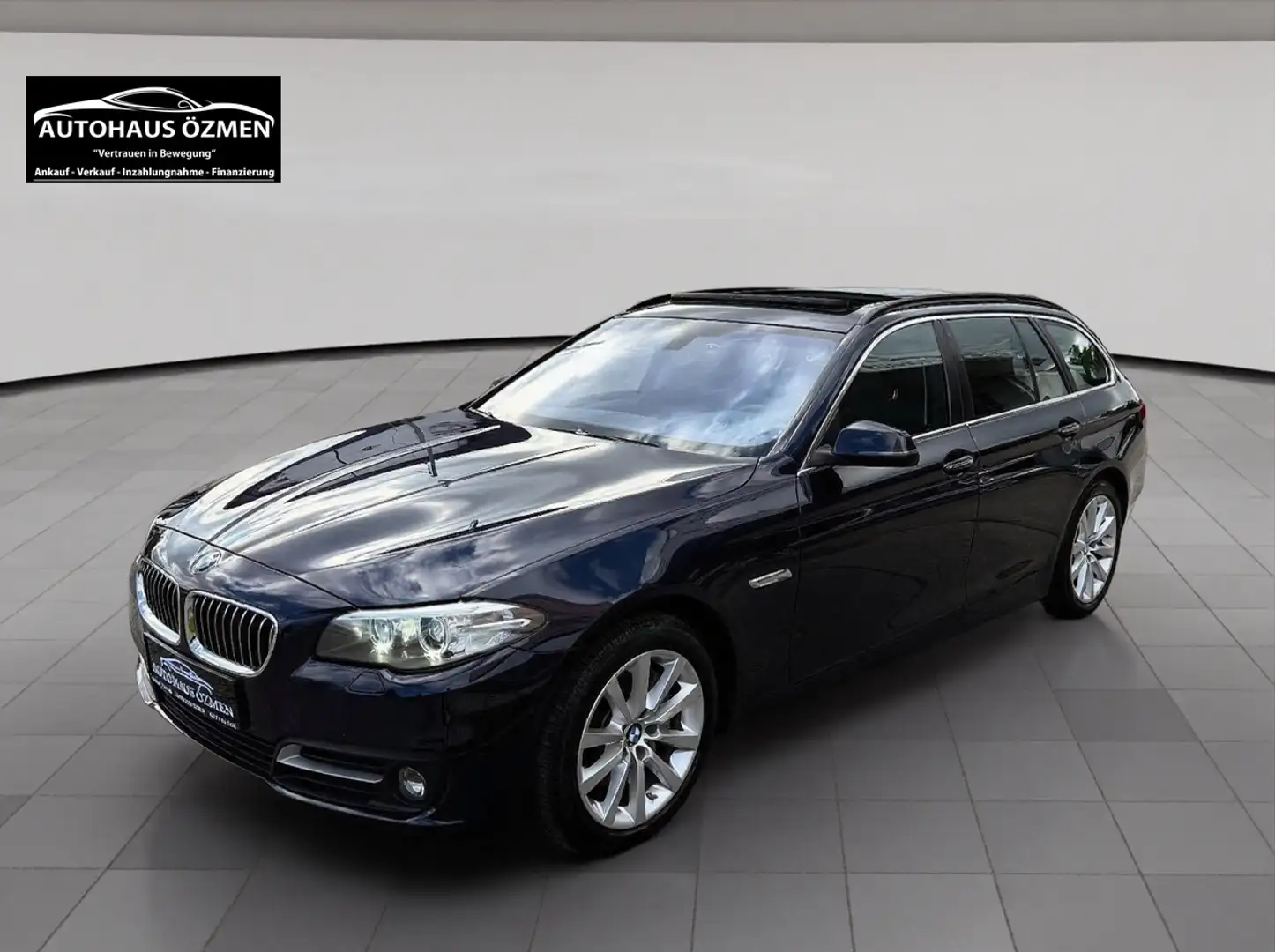 BMW 535 5er xDrive Blauw - 1
