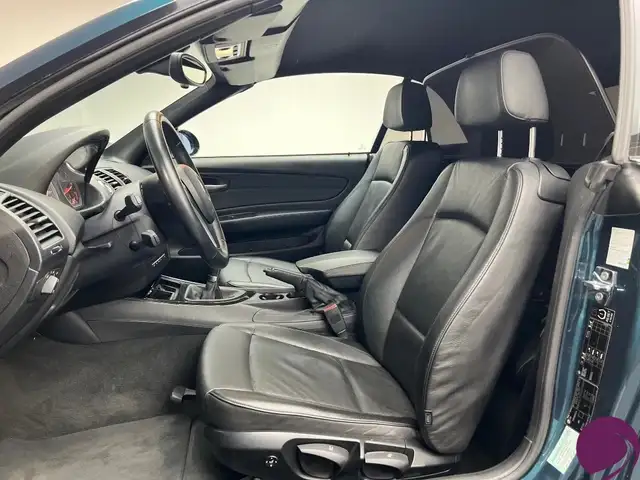 BMW 1 Series view 7