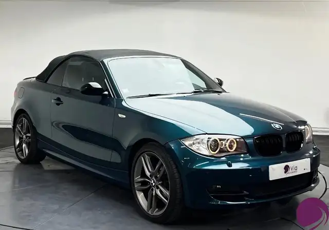 BMW 1 Series view 2