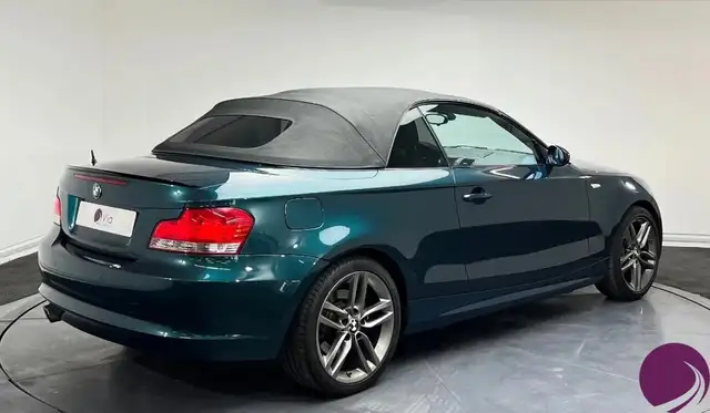 BMW 1 Series view 5