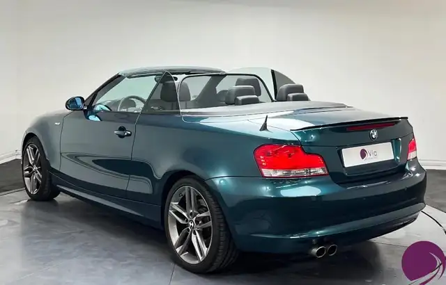 BMW 1 Series view 6