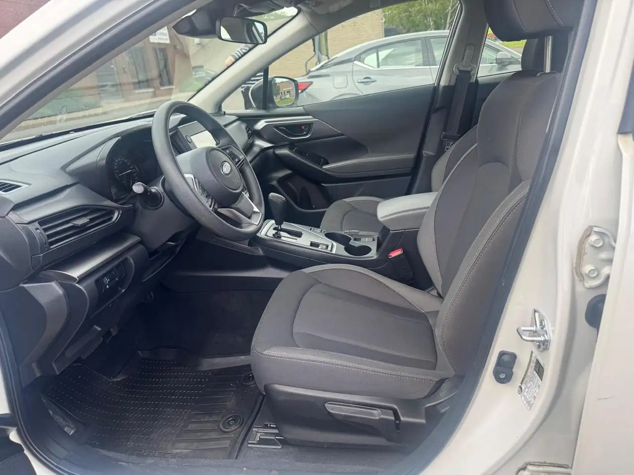 Subaru Impreza photo Subaru Impreza