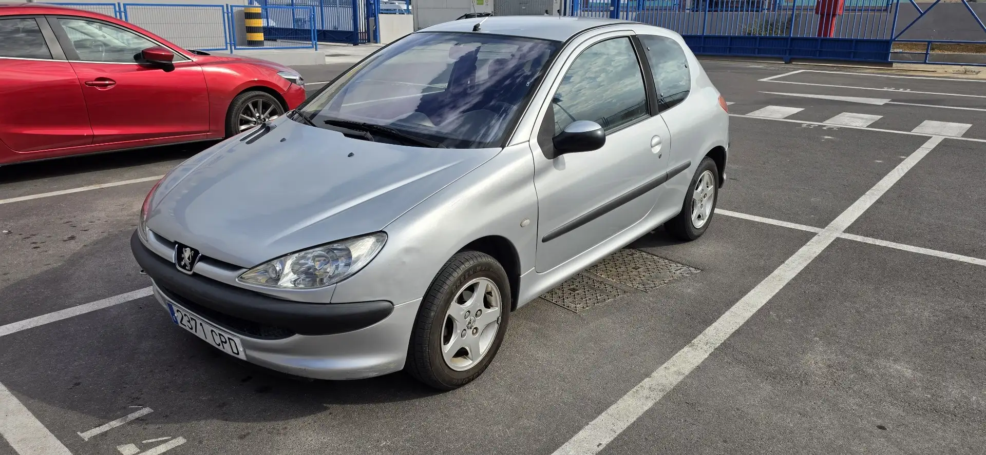 Peugeot 206 75 Grand Filou - 1