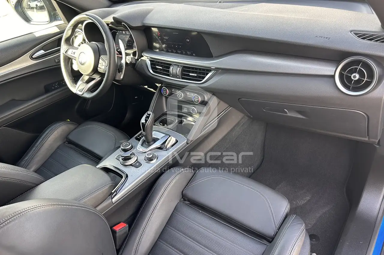 Alfa Romeo Stelvio 2024 — фото 11