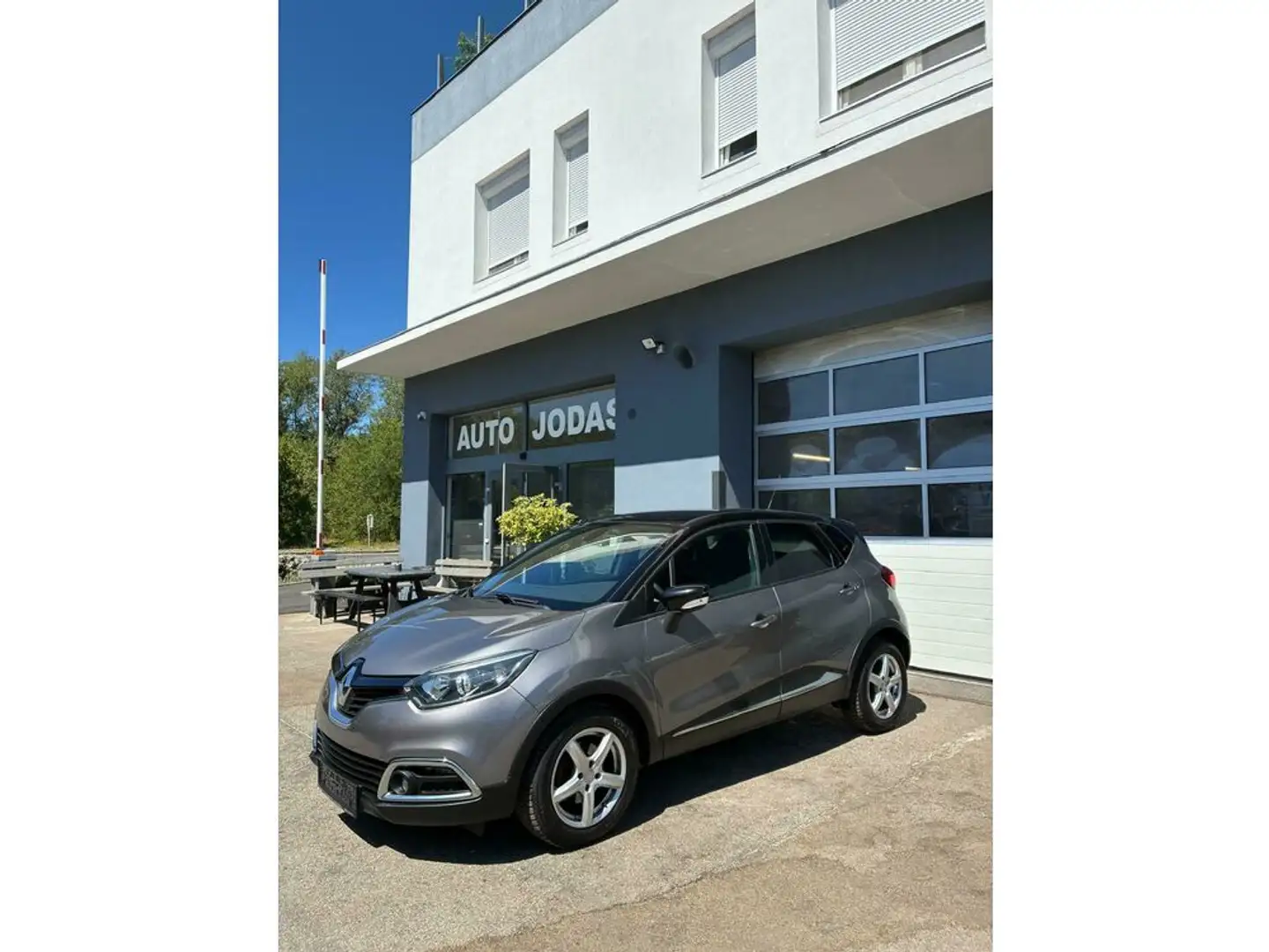 Renault Captur Dynamique TCe 120 EDC **Kamera/Sitzheiz.** Grau - 2