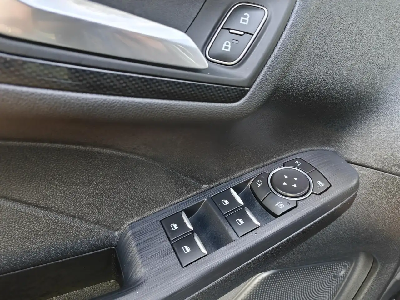 Ford Kuga 2.5 PHEV ST-Line X HUD HAAK B&O WINTERPACK, миниатюра 30