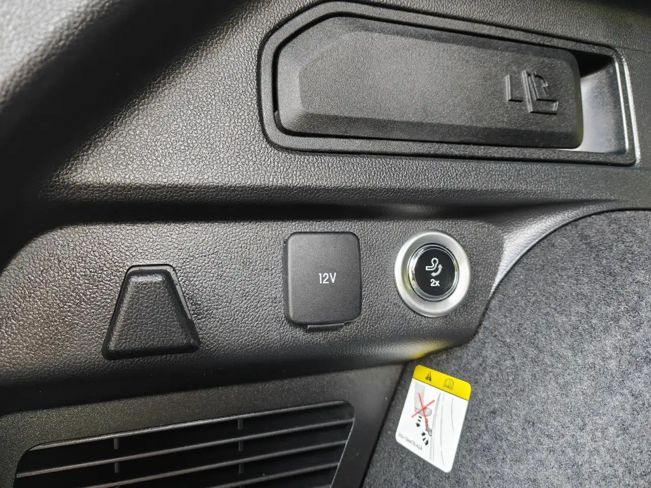 Ford Kuga 2.5 PHEV ST-Line X HUD HAAK B&O WINTERPACK, миниатюра 28