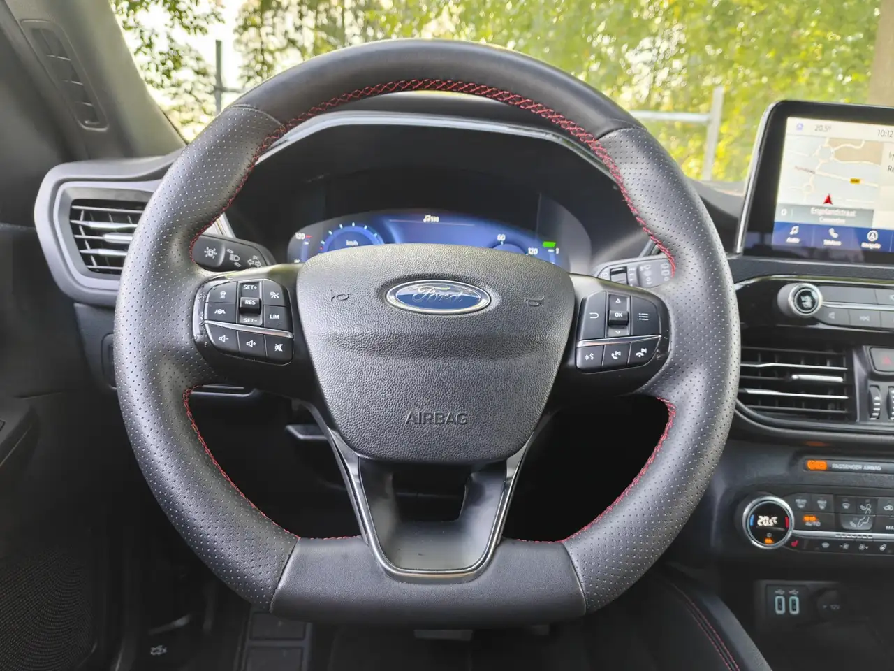 Ford Kuga 2.5 PHEV ST-Line X HUD HAAK B&O WINTERPACK, миниатюра 26