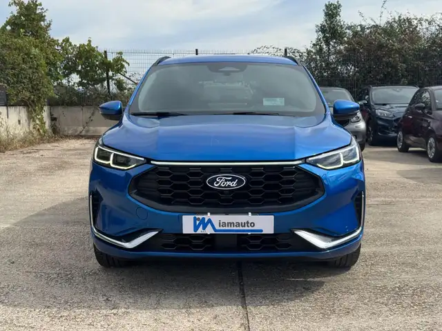 Ford Kuga view 3