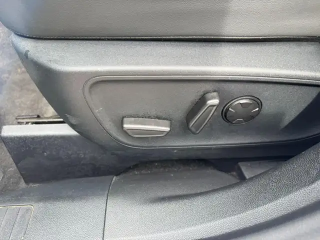 Ford Kuga view 15