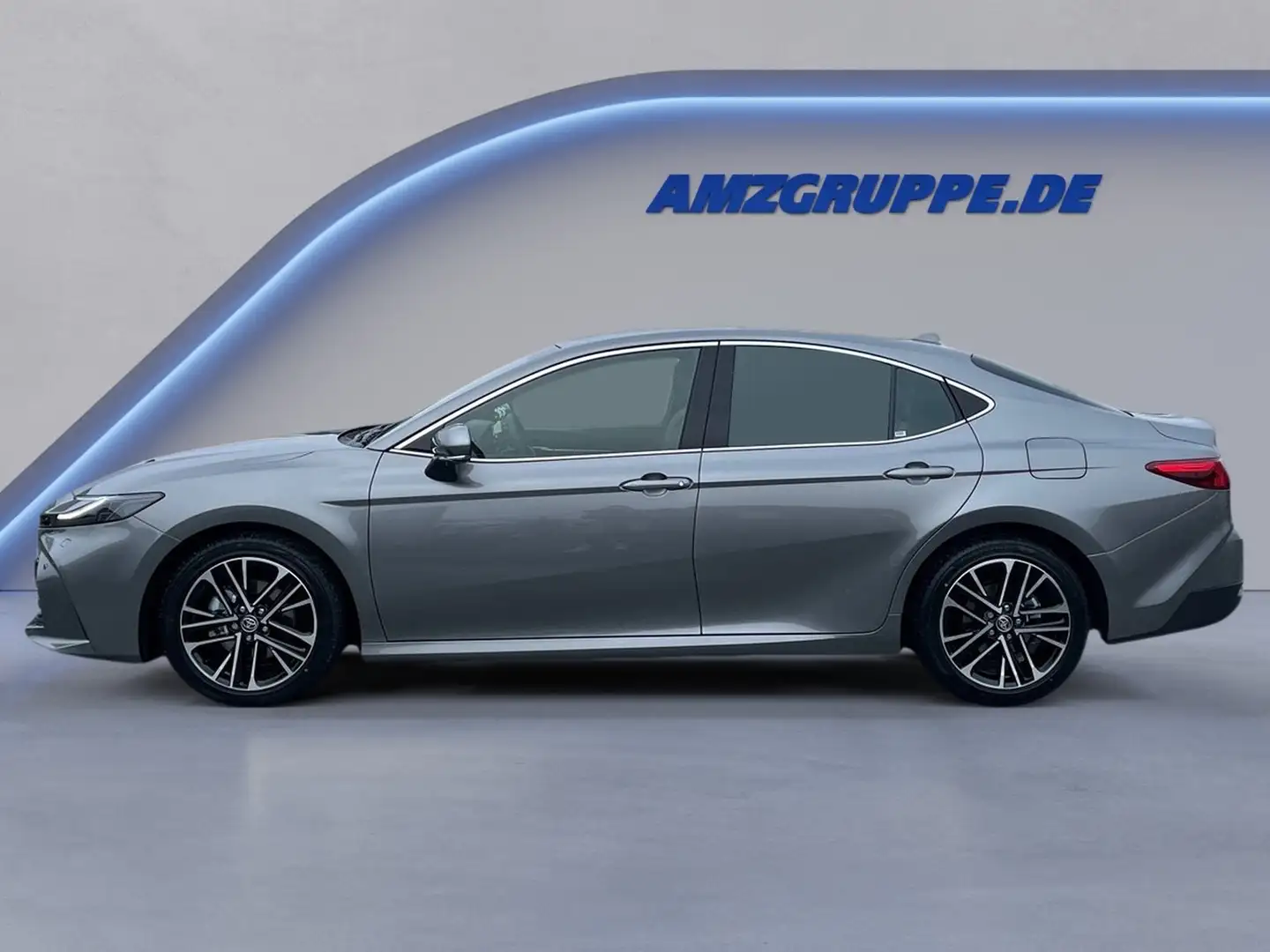 Toyota Camry 2.5 Hybrid Executive Navi+Kamera+LED+Winterpak Grau - 2