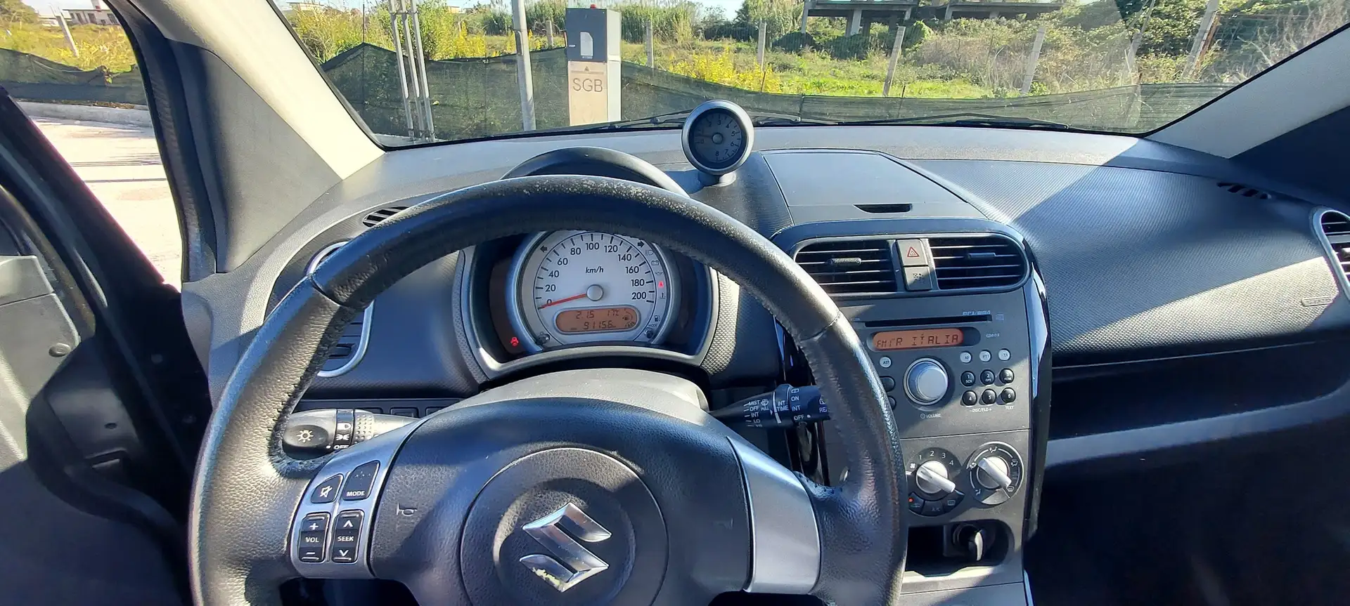 Suzuki Splash 1000 benzina - 2
