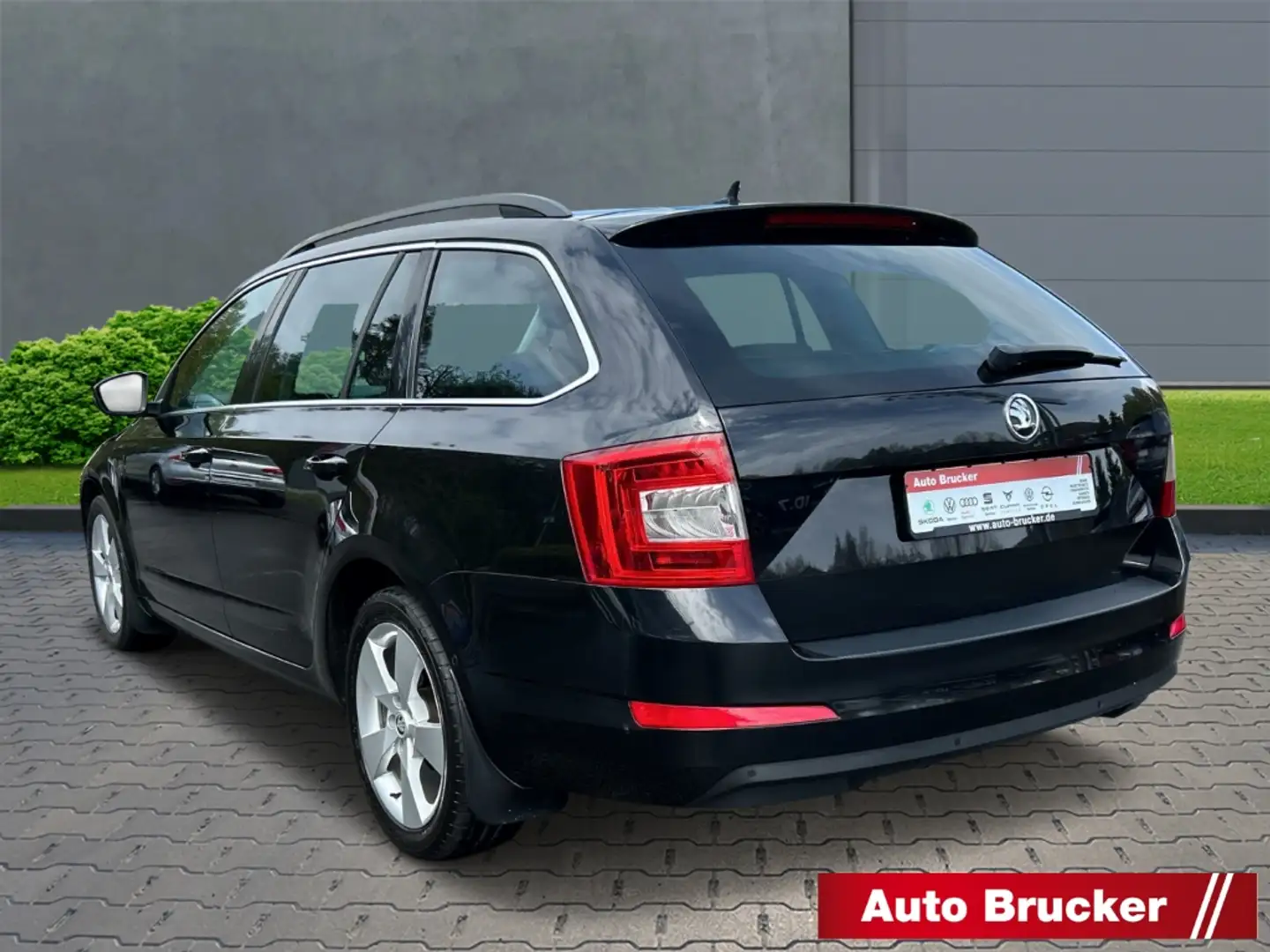 Skoda Octavia Combi Elegance 2.0 TDI DPF Bi-Xenon-Scheinwerfer S Czarny - 2