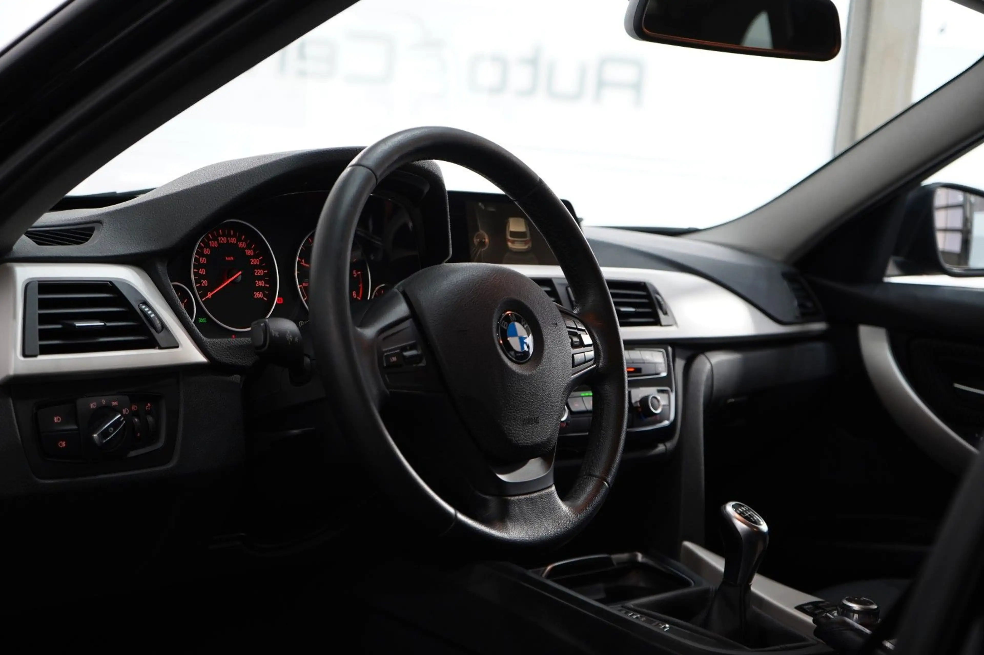 BMW 316 d Touring*2.Hand*Navi*Keyless*Komfort-Zugang — photo 10