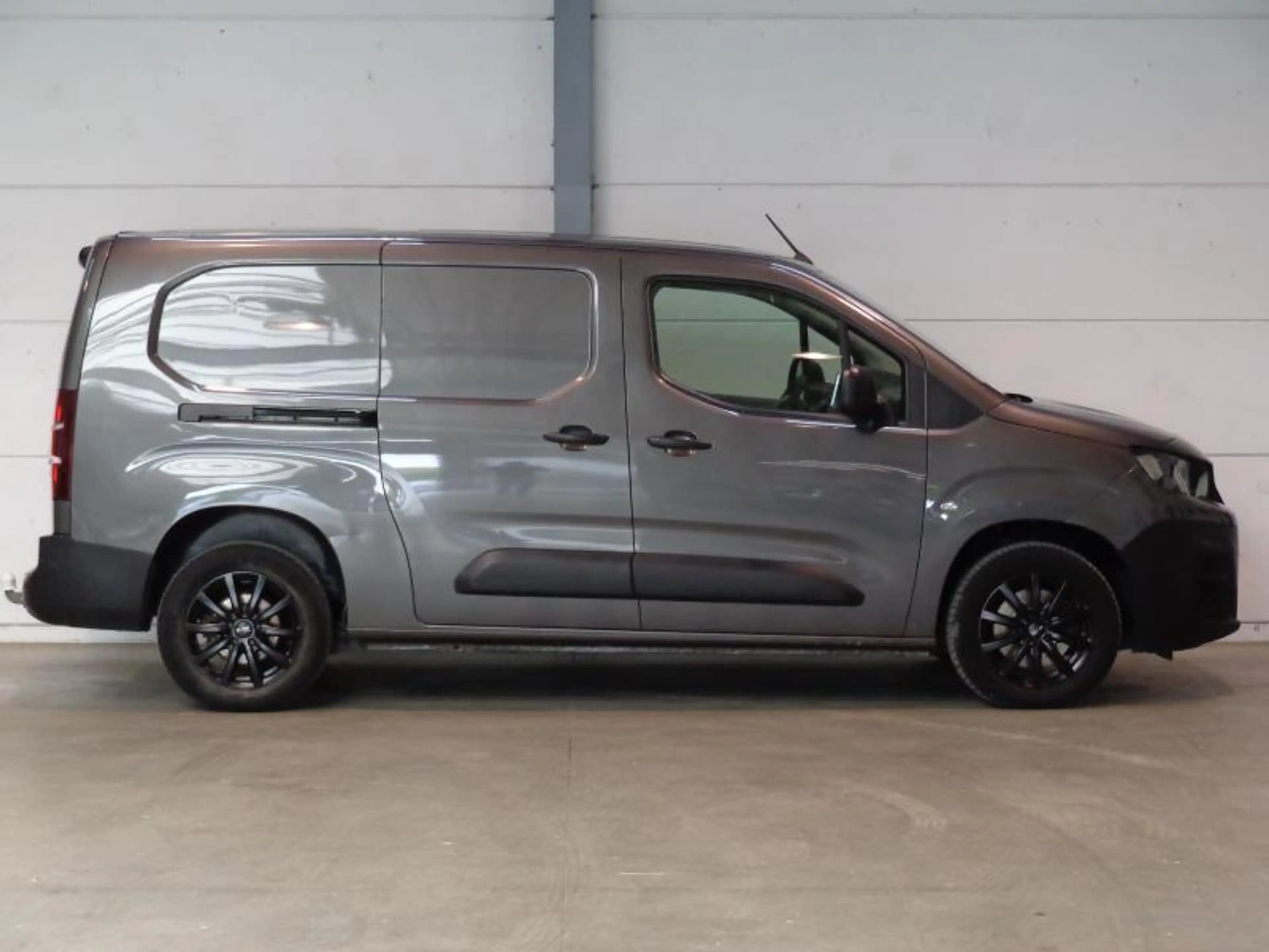 Peugeot Partner 1.5HDi 3Pl - GPS - Caméra - Clim — photo 15