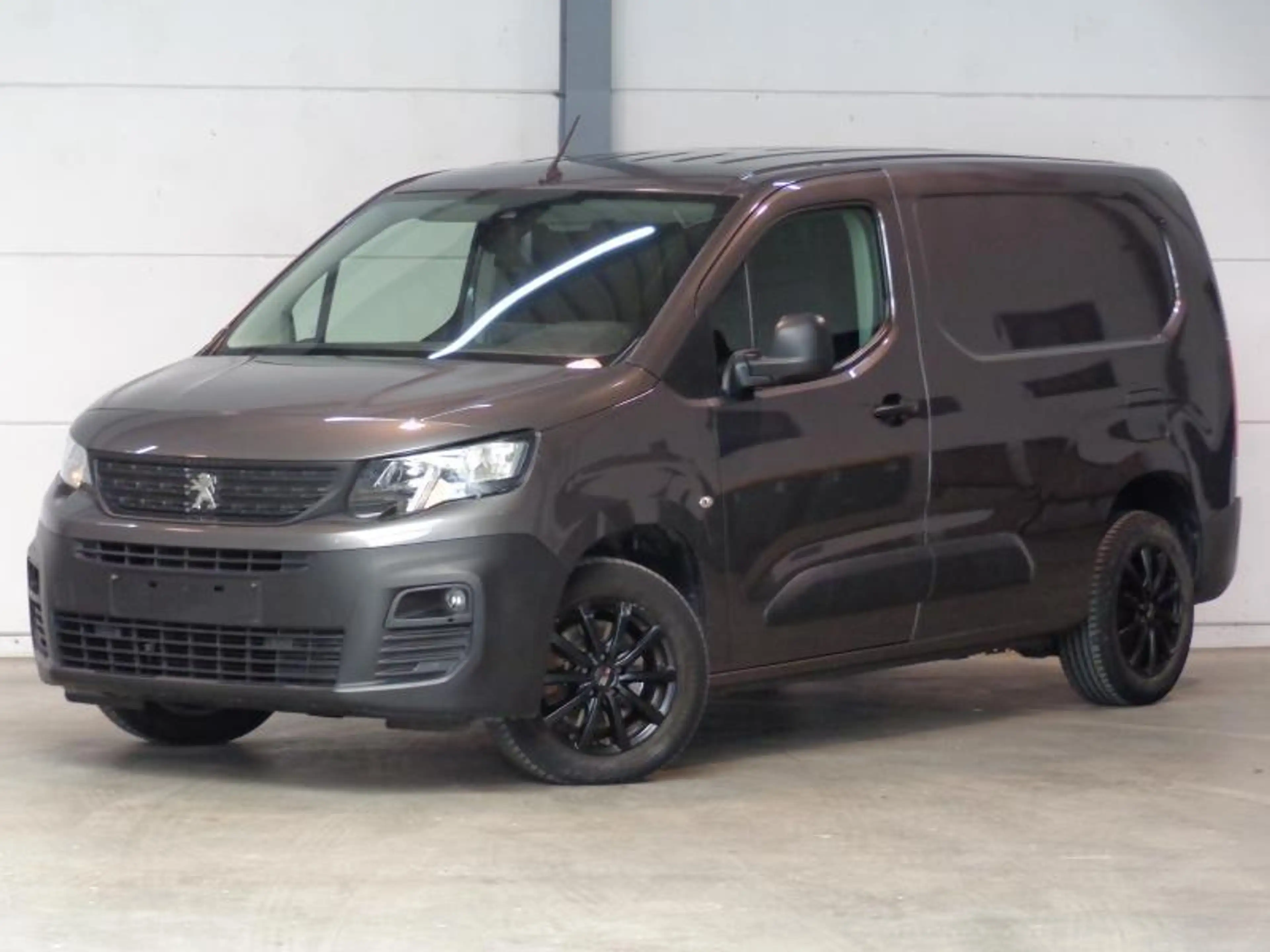 Peugeot Partner 1.5HDi 3Pl - GPS - Caméra - Clim