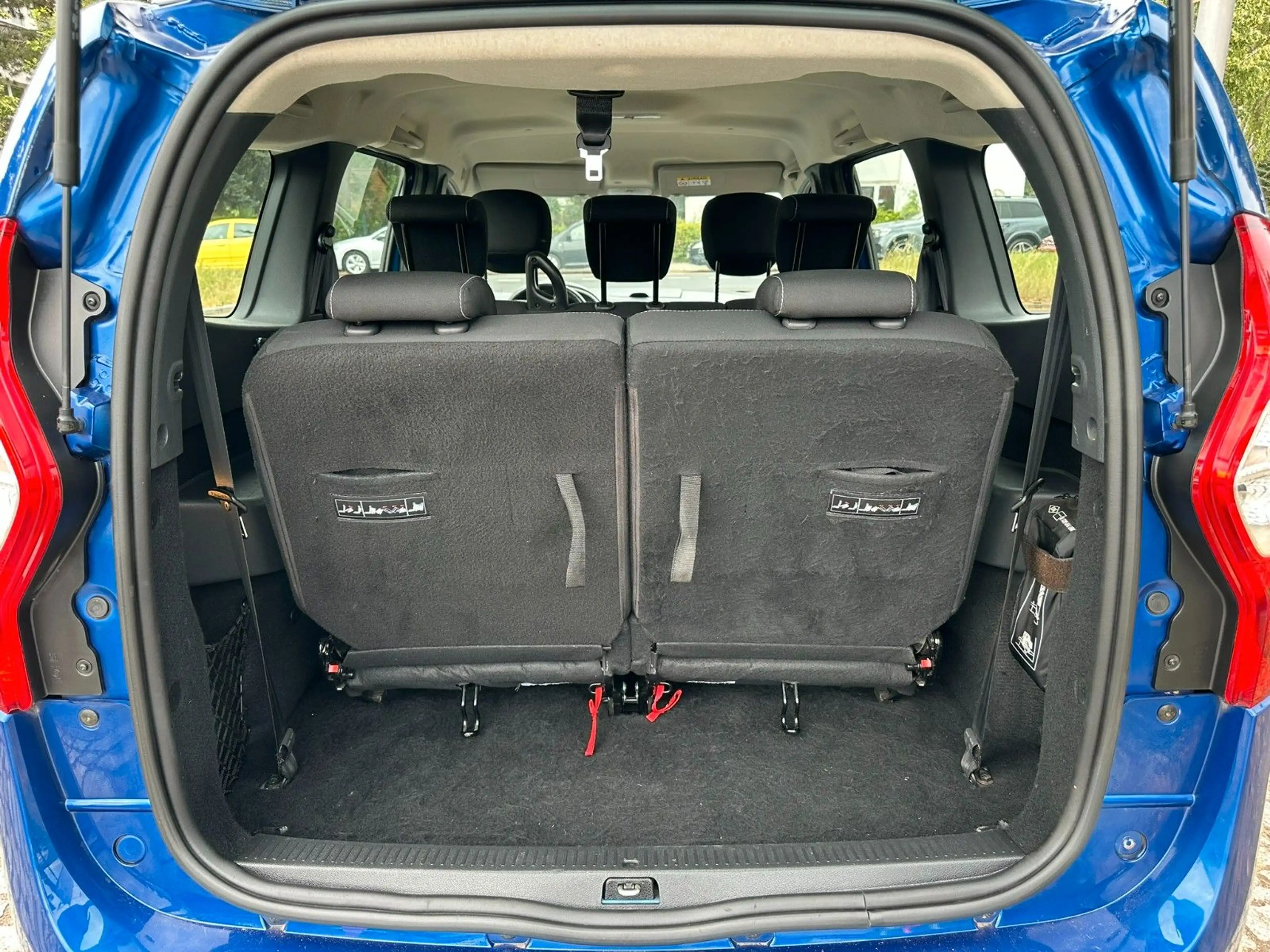 Dacia Lodgy Stepway 7 Sitzer — photo 14