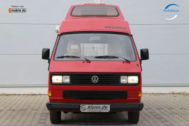 Volkswagen T3 view 2