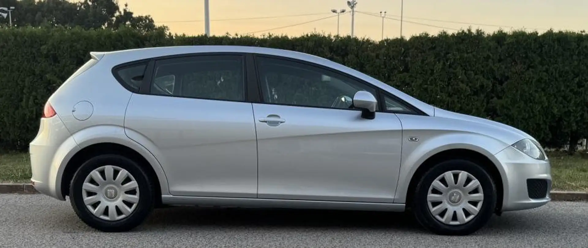 SEAT Leon Leon 1.9 TDI 90Signo ANNEE 2011 - 1