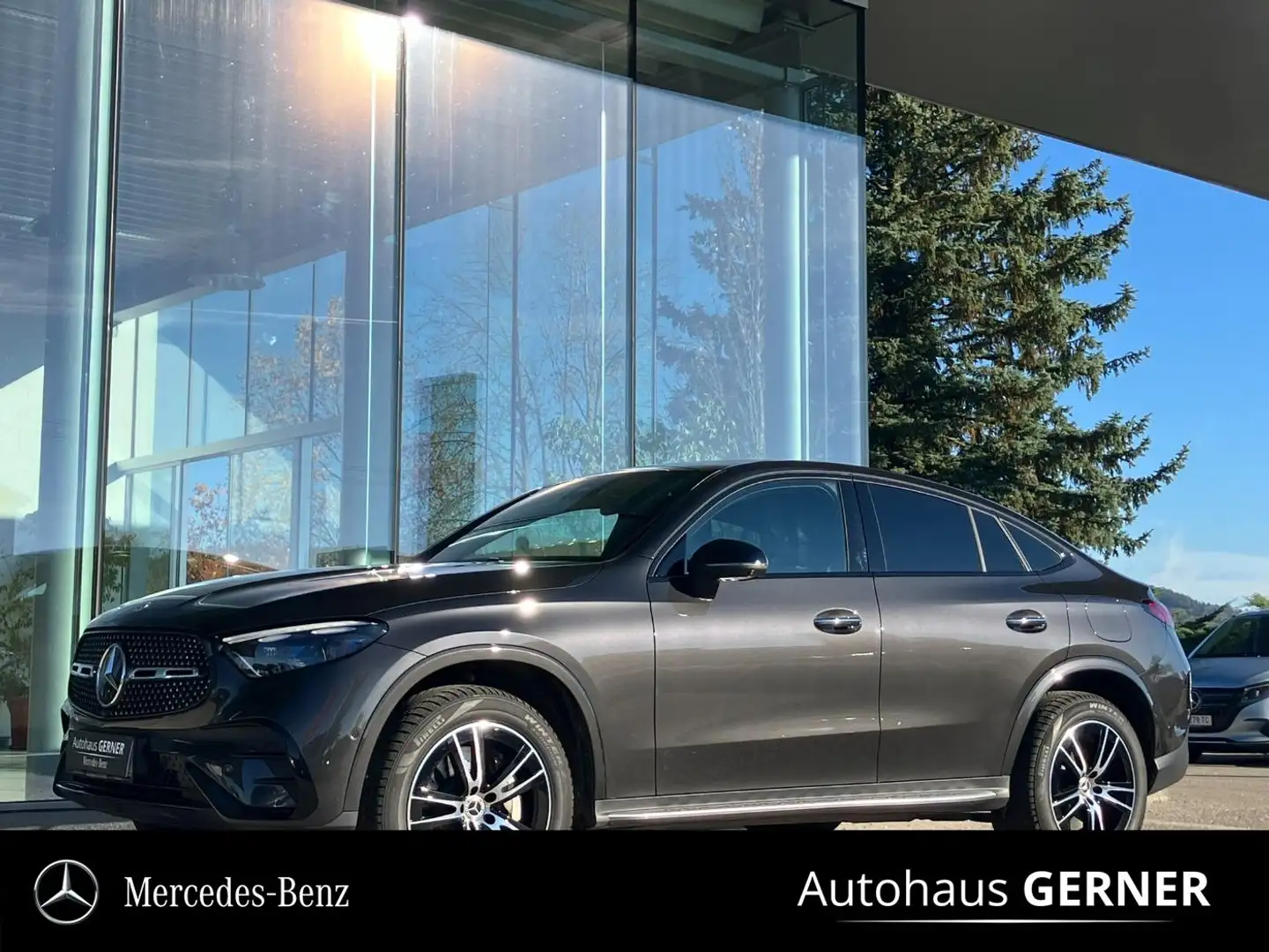 Mercedes-Benz GLC 300 de 4MATIC Coupé mit EQ Hybrid Technologie Österrei Grau - 1