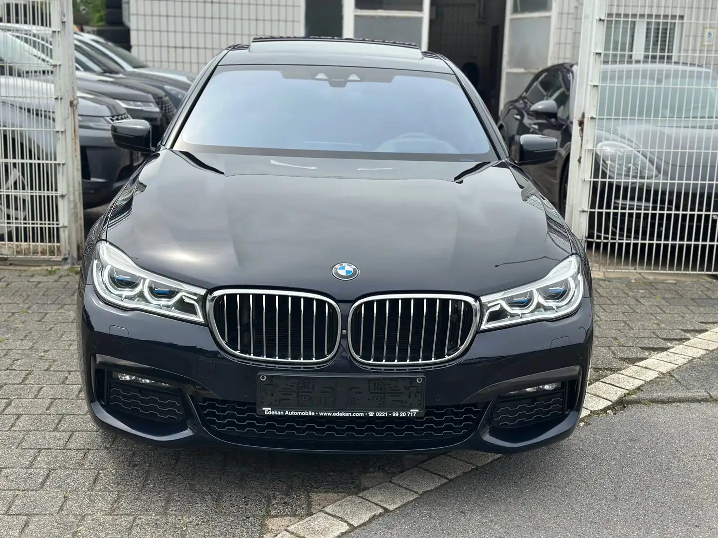 BMW 740 740 L d xDrive M-SPORTPAKET/PANO-SKY/NIGHT-VISION Noir - 2