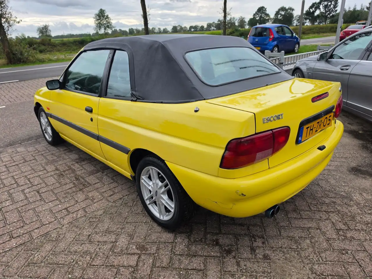 Ford Escort Cabrio 1.6 Pacific ( AIRCO / A.P.K. juni 2027 !!), foto 4
