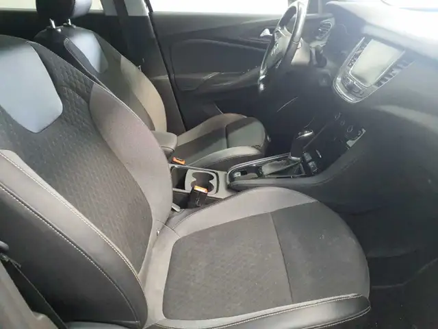 Opel Grandland X view 8