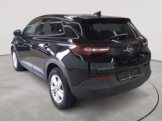 Opel Grandland X view 5
