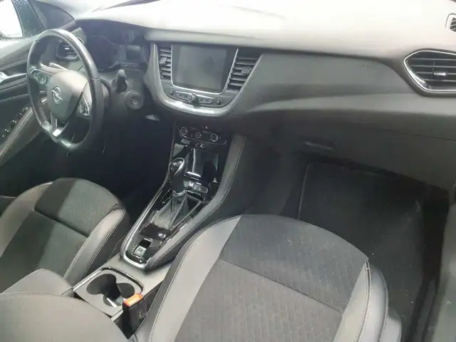 Opel Grandland X view 9