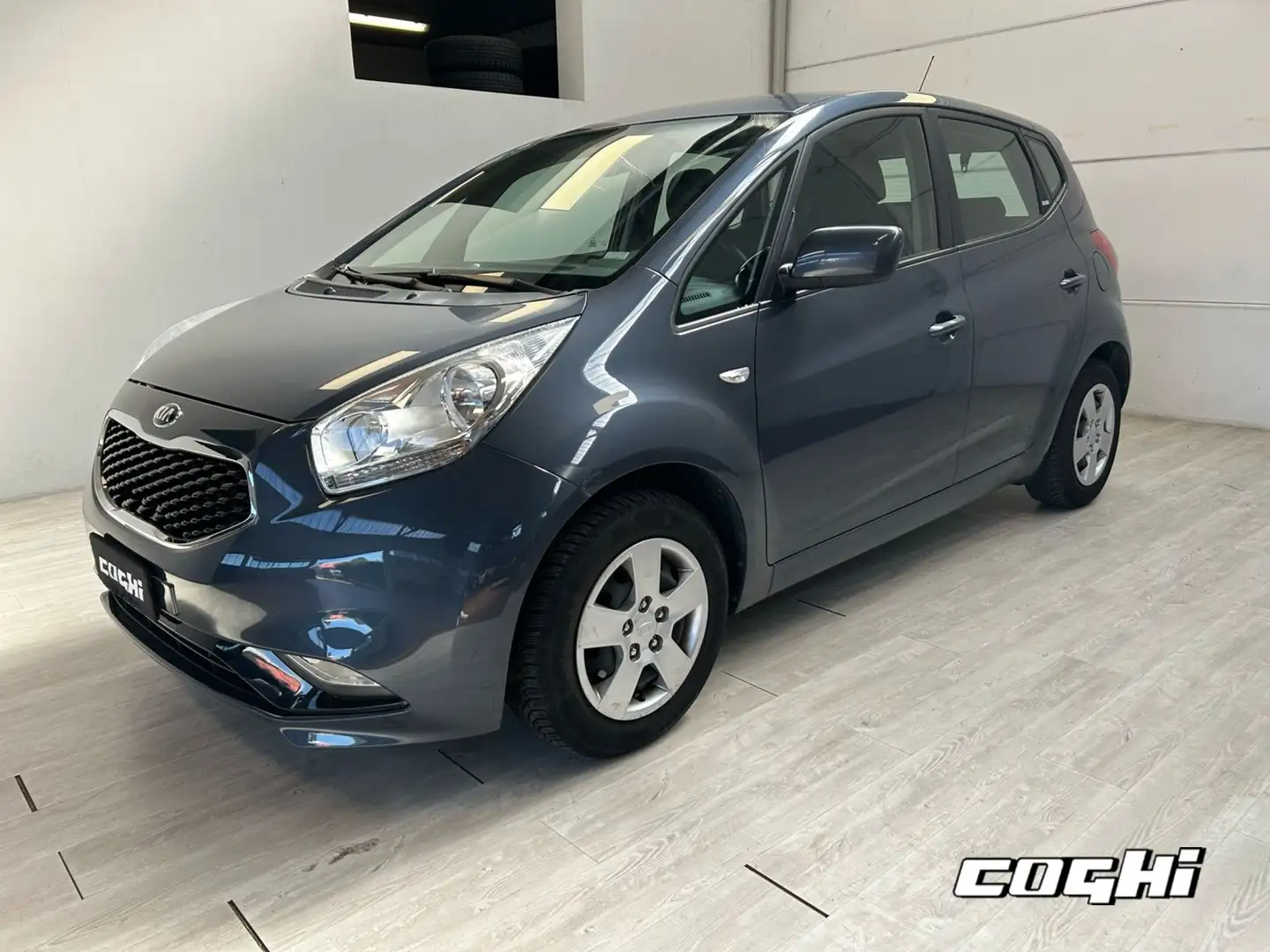 Kia Venga 1.4 CVVT Active Сірий - 2
