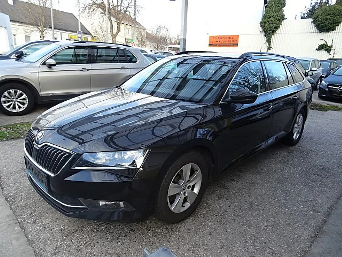 Skoda Superb Superb Kombi 2,0 TDI Ambition Noir - 2