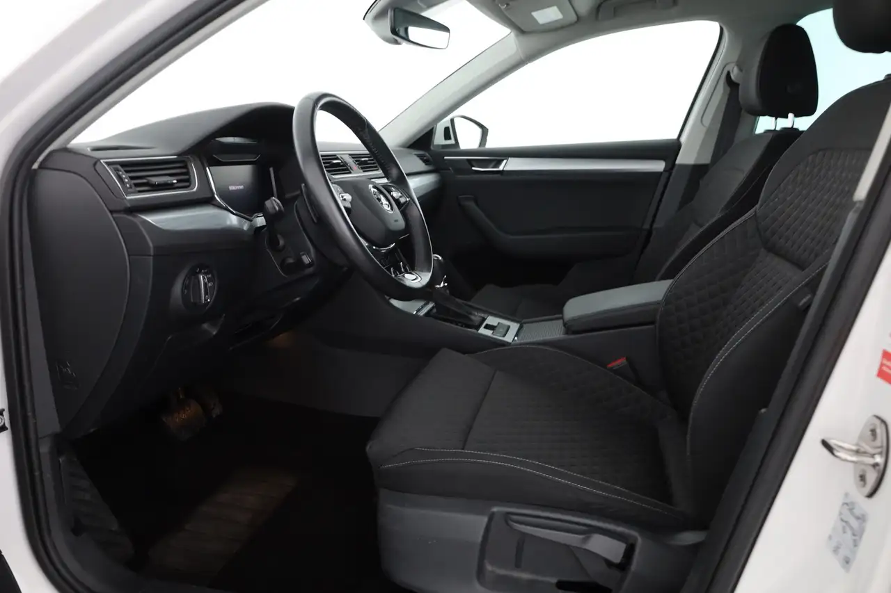 Skoda Superb Combi 2.0 TDI DSG LED Navi ACC DAB PDC, миниатюра 24