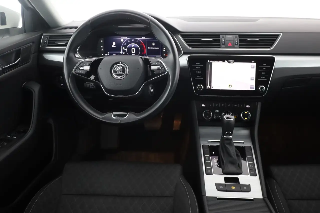 Skoda Superb Combi 2.0 TDI DSG LED Navi ACC DAB PDC, миниатюра 10