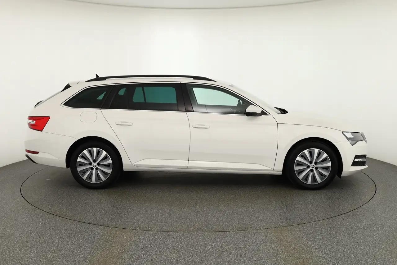 Skoda Superb Combi 2.0 TDI DSG LED Navi ACC DAB PDC, миниатюра 6