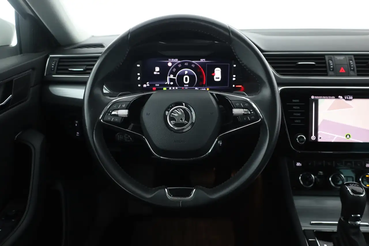 Skoda Superb Combi 2.0 TDI DSG LED Navi ACC DAB PDC, миниатюра 15
