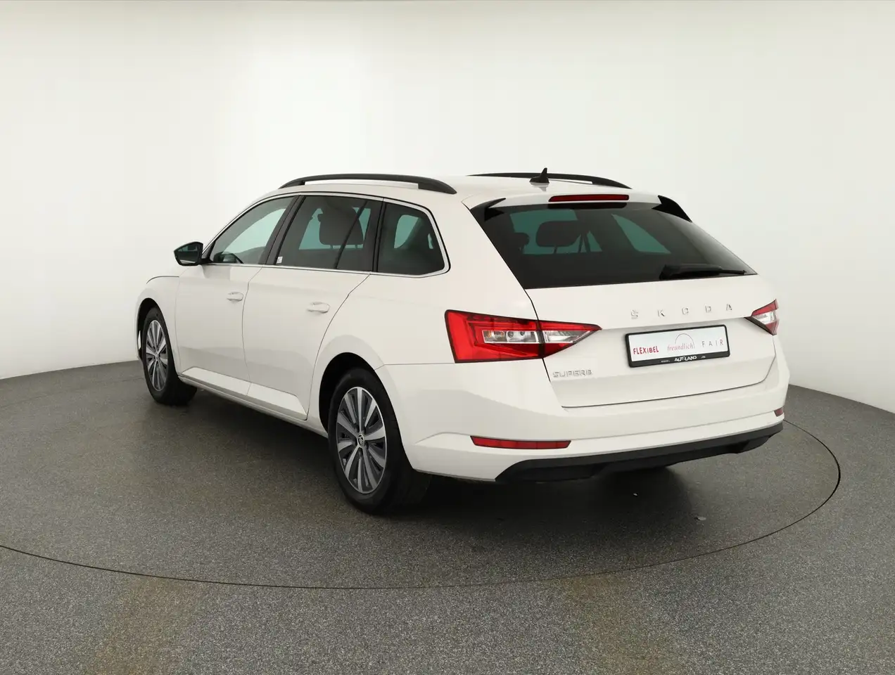 Skoda Superb Combi 2.0 TDI DSG LED Navi ACC DAB PDC, миниатюра 3
