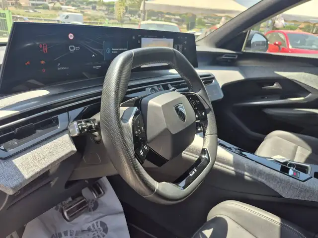 Peugeot 3008 view 19