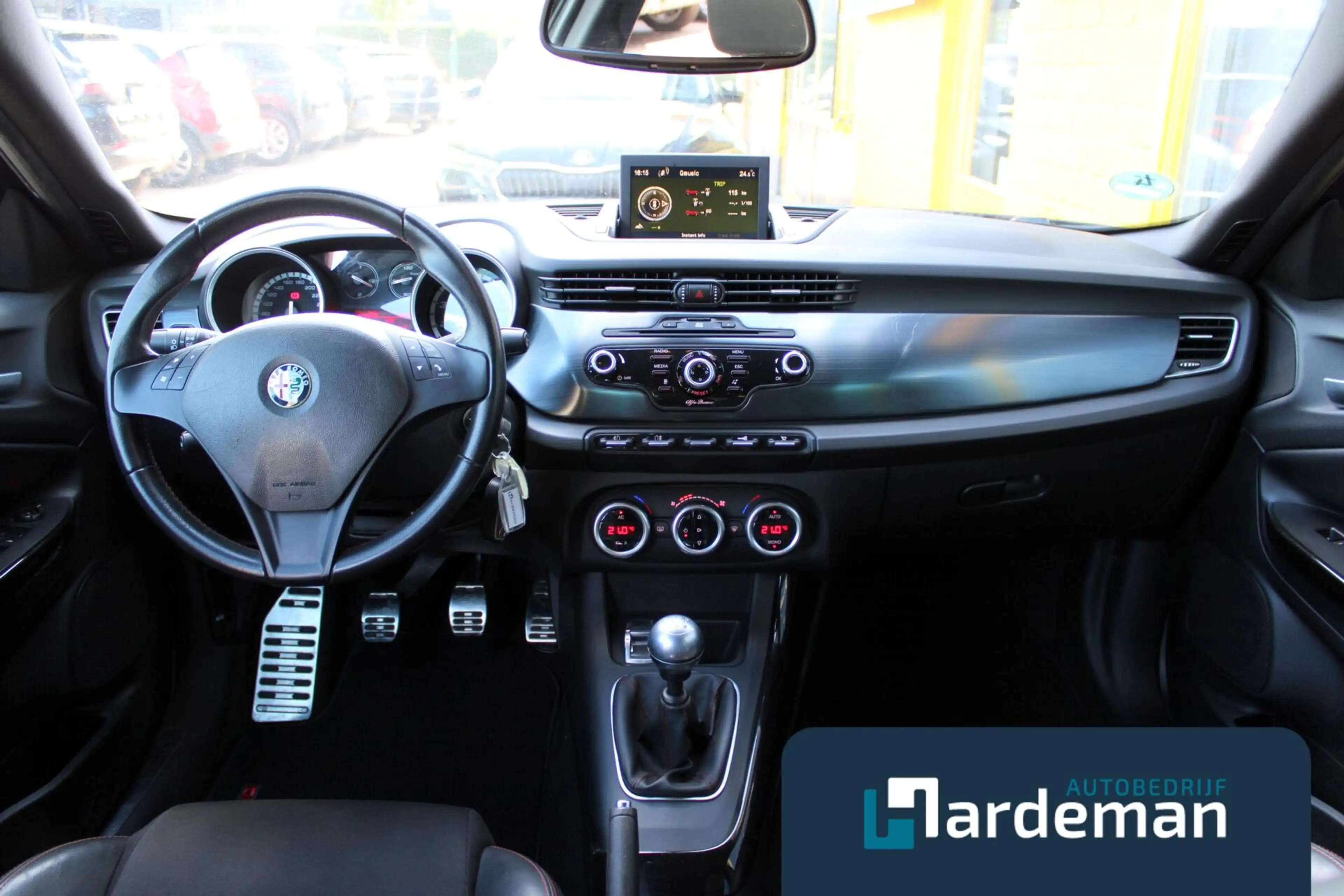 Alfa Romeo Giulietta 1.7 TBi Quadrifoglio Verde Nwe dstri — photo 2