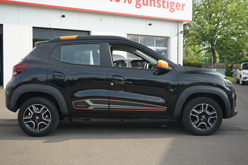 Dacia Spring Electric Comfort Plus Navi DAB Kamera PDC — photo 3
