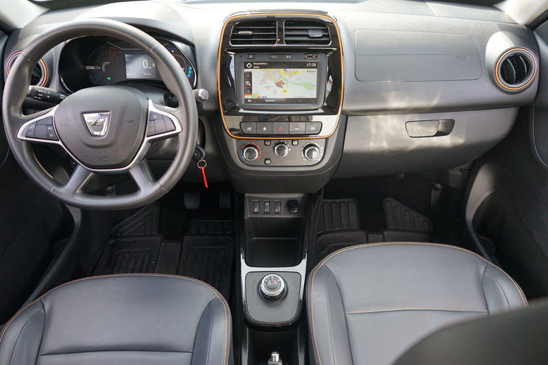 Dacia Spring Electric Comfort Plus Navi DAB Kamera PDC — photo 6