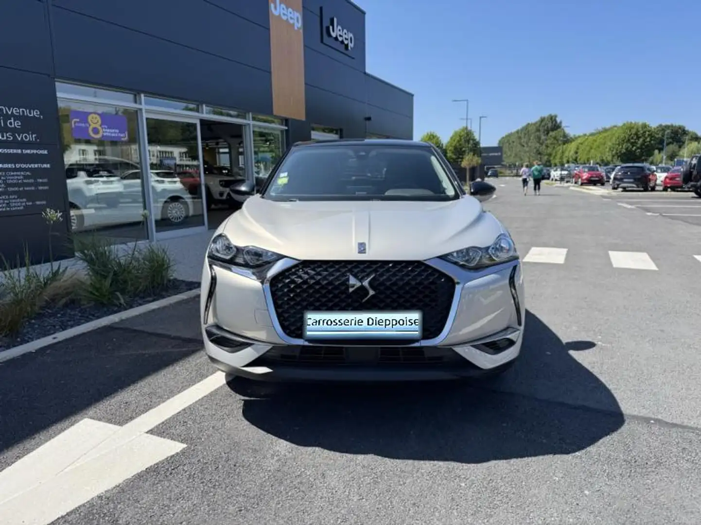 DS Automobiles DS 3 Crossback BlueHDi 130ch So Chic Automatique 7cv Noir - 2