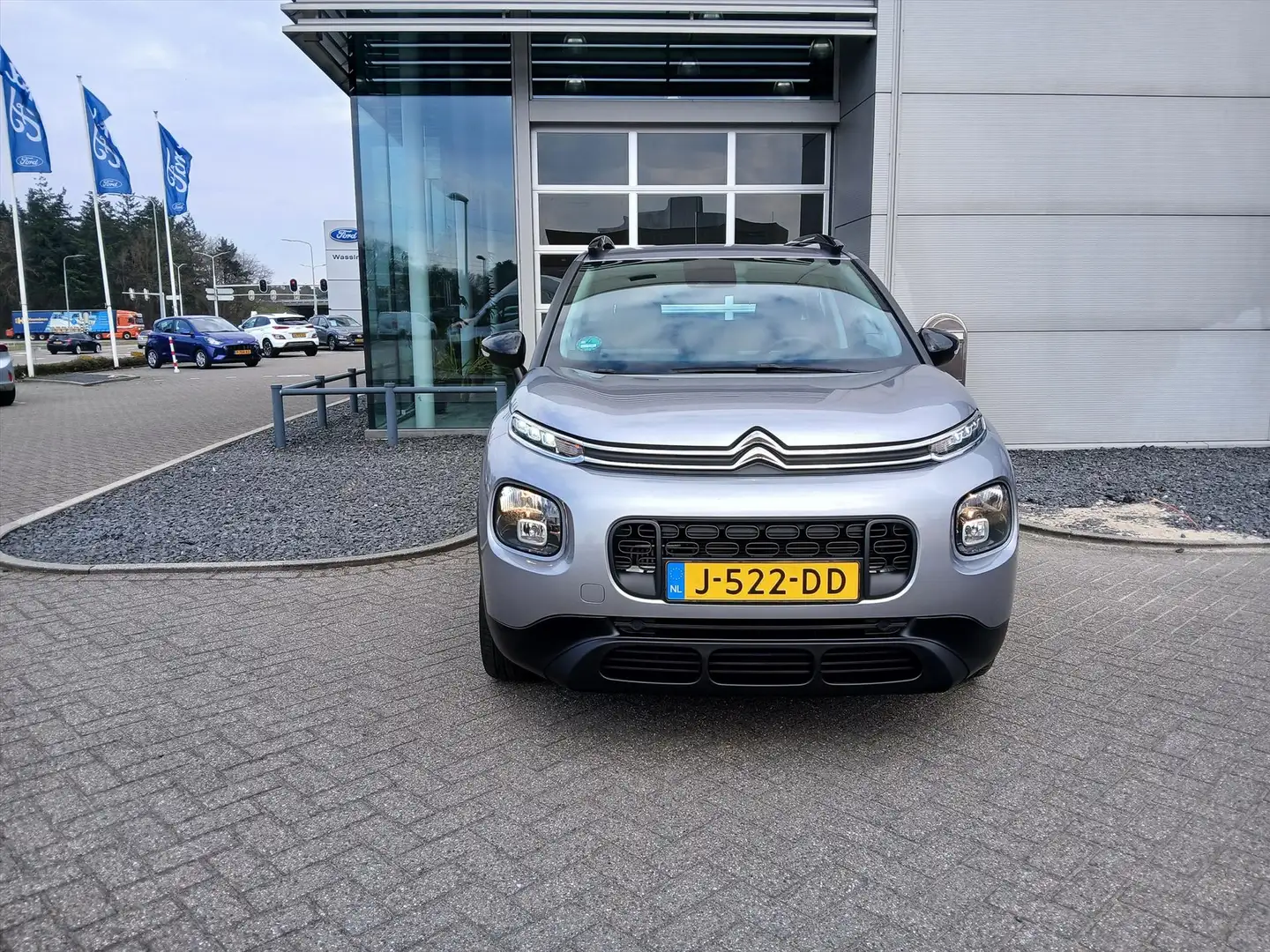 Citroen C3 Aircross 1.2 PureTech 110pk Feel | Airco | Navigatie | Park Gris - 2