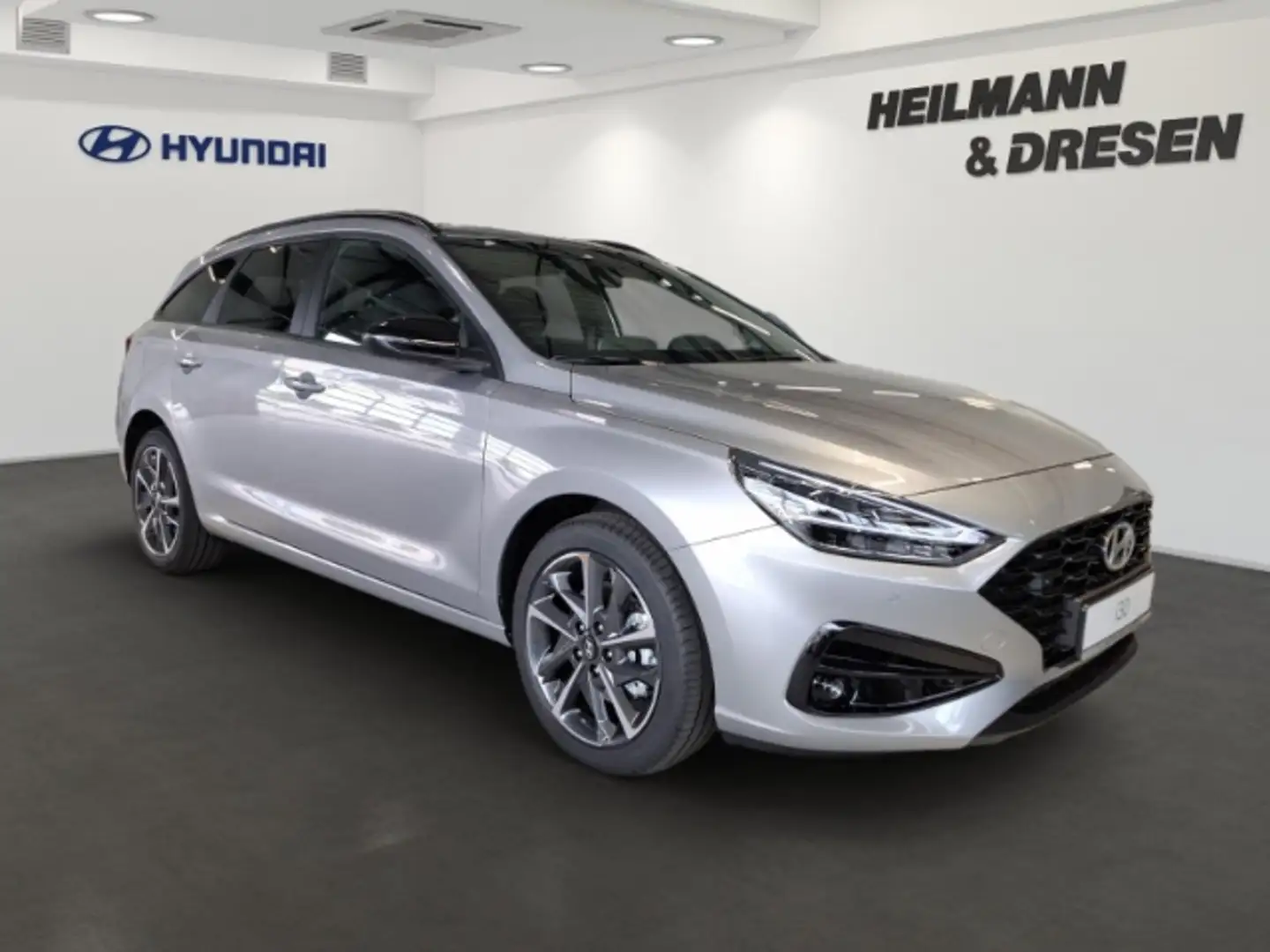 Hyundai i30 Advantage Kombi 1.5 T-GDI (48V) Navi/Lenkrad/Sitzh Zilver - 2
