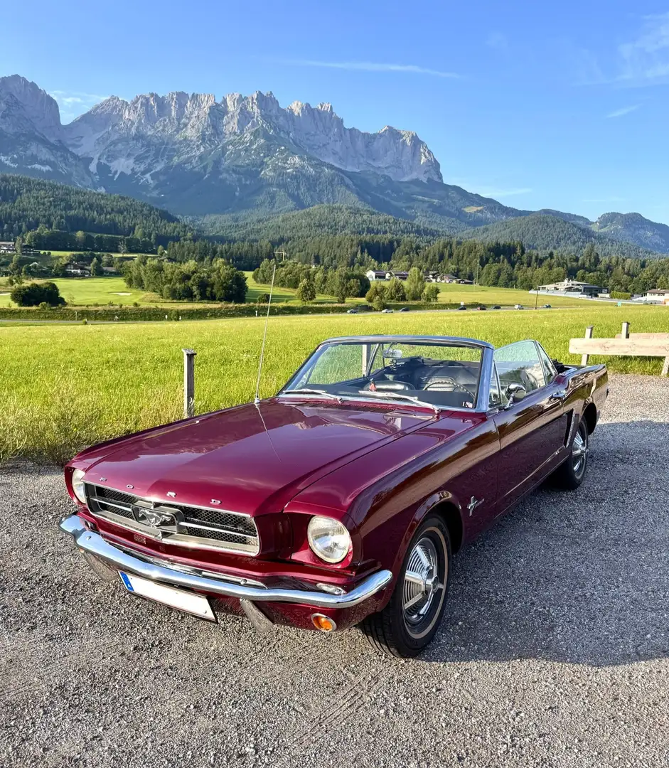 Ford Mustang Convertible Rot - 1