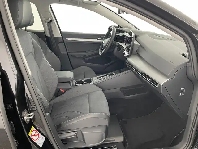 Volkswagen Golf view 10